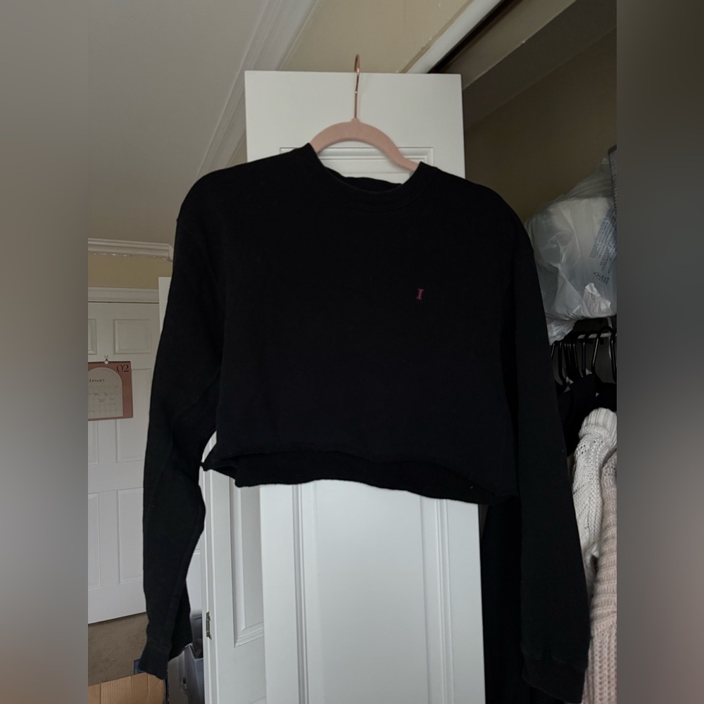 Izod Cropped Sweatshirt